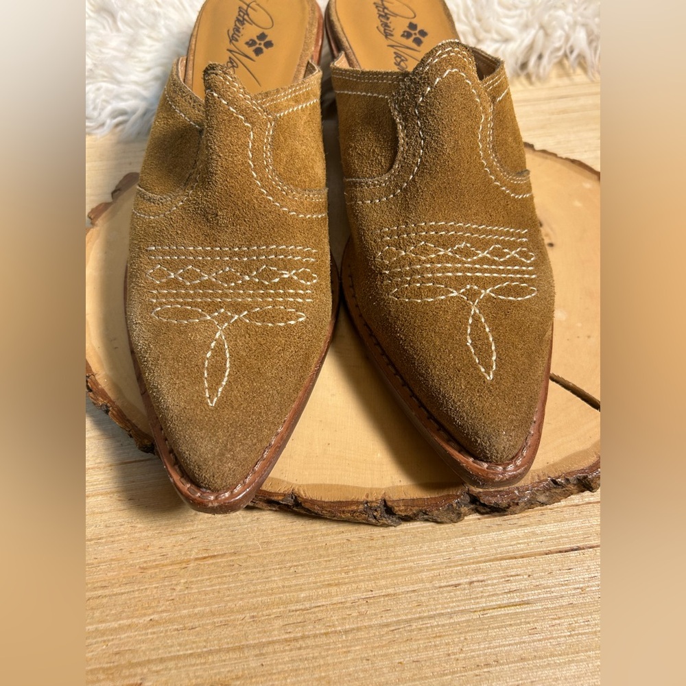 Patricia Nash Batista Suede Western Mule light brown women’s size 5.5 - Picture 7 of 7